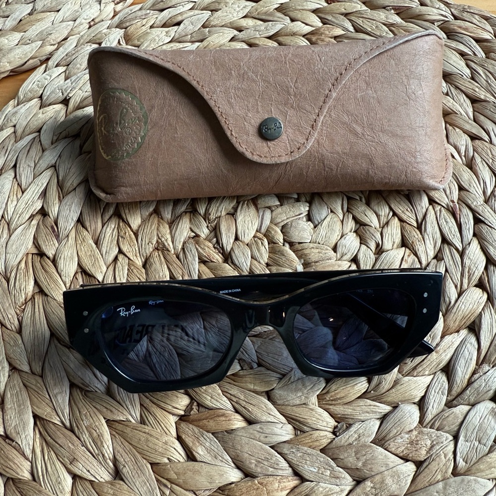 Zena Ray-Ban Blue Lenses